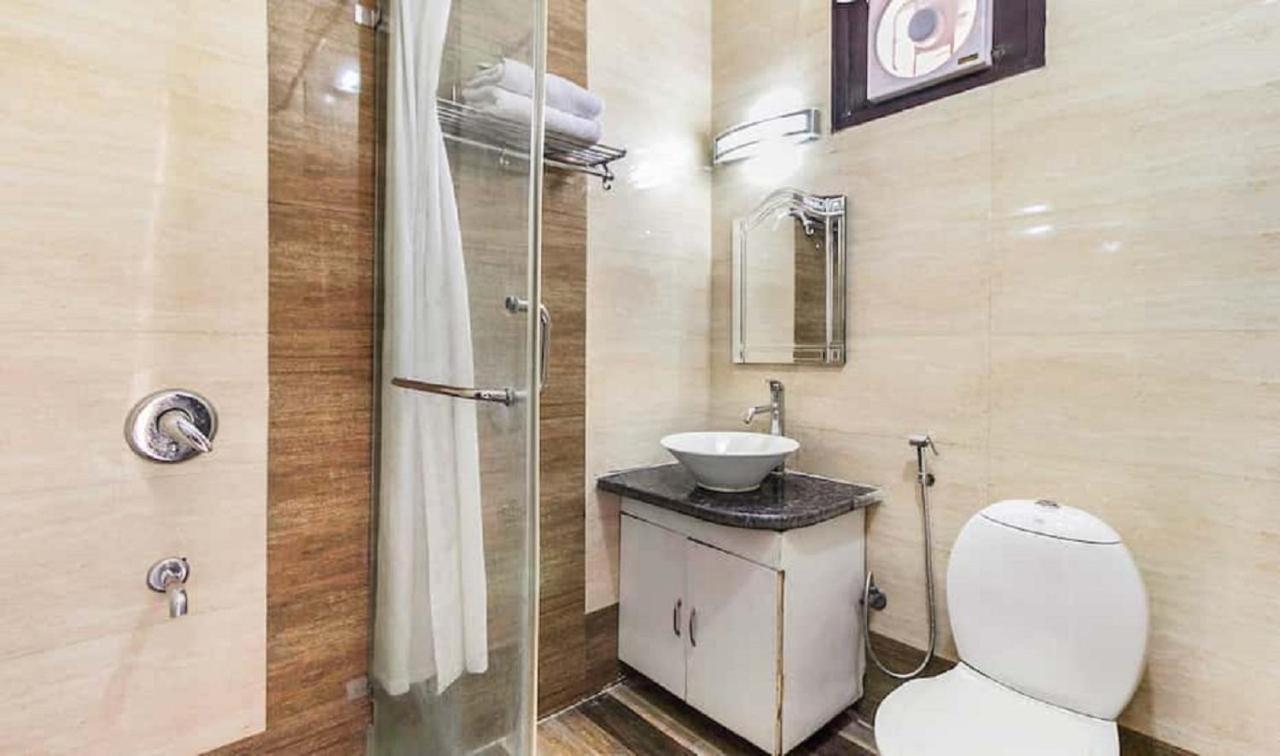 Del Fox Hotel, Delhi Airport New Delhi Bagian luar foto
