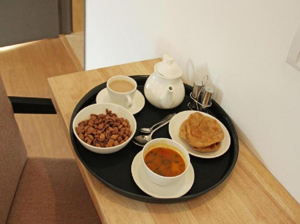 Del Fox Hotel, Delhi Airport New Delhi Bagian luar foto
