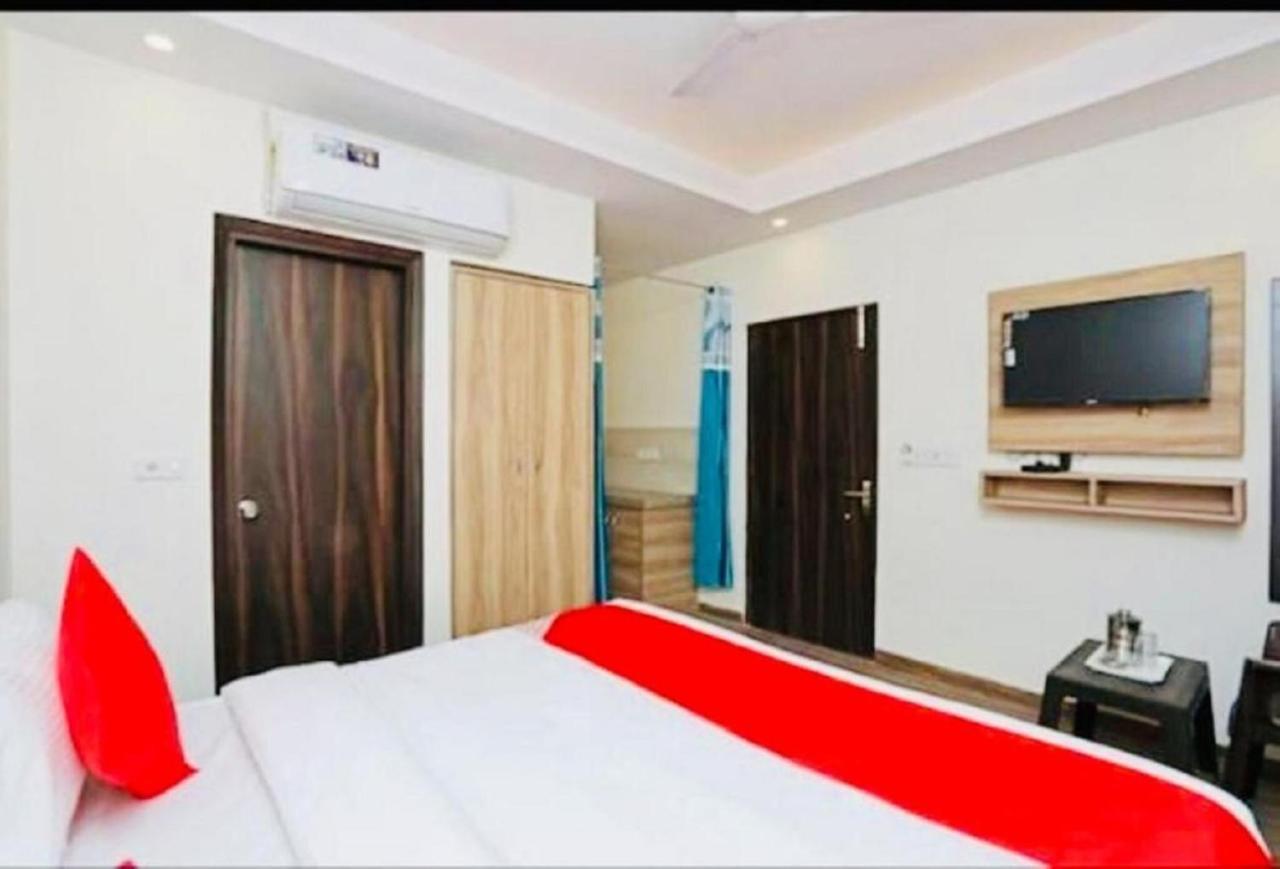 Del Fox Hotel, Delhi Airport New Delhi Bagian luar foto