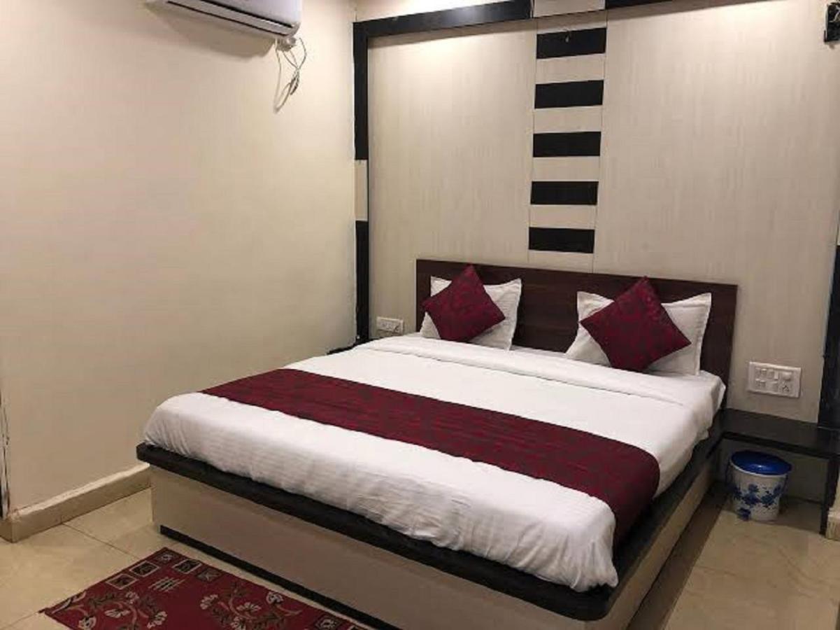 Del Fox Hotel, Delhi Airport New Delhi Bagian luar foto